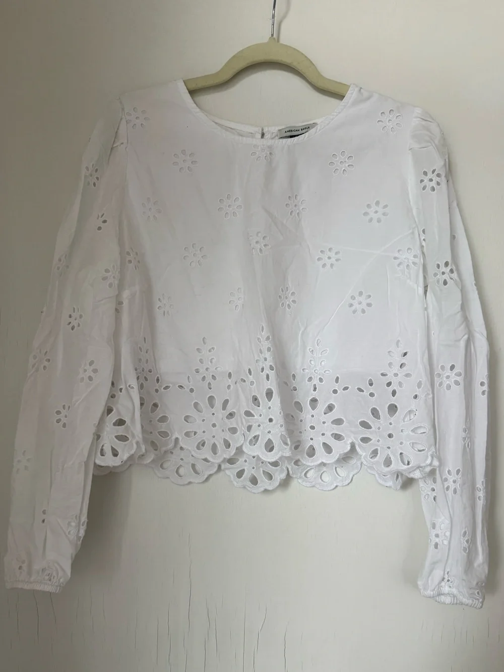 American Eagle Outfitters White Eyelet Long-Sleeve High Neck Cotton Crop Top - Picture 3 of 6